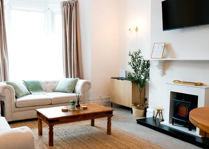 Luxury Seaside Getaway Whitley Bay